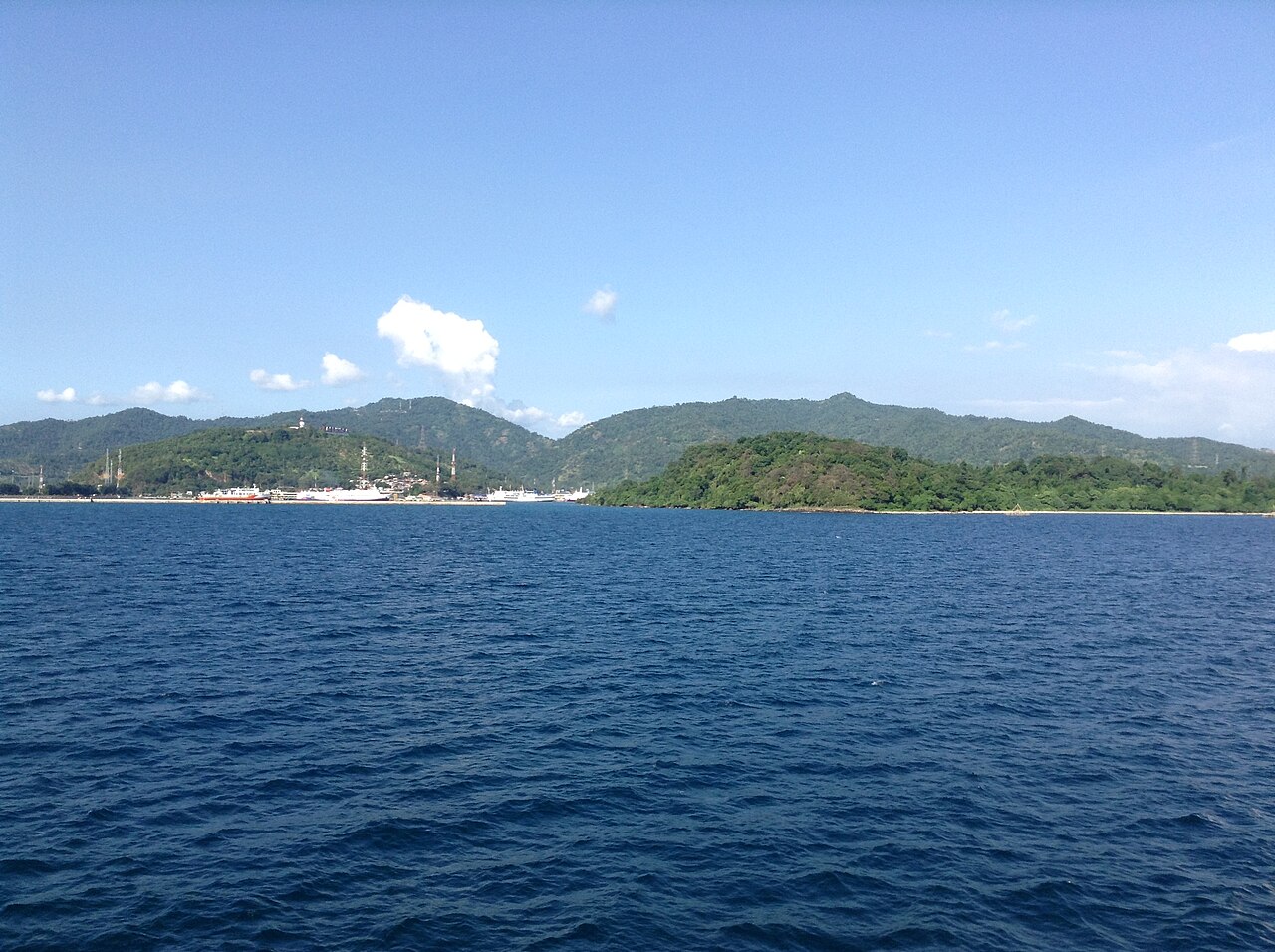 Por Que Submarinos Nucleares Preferem Cruzar os Estreitos de Sunda e Lombok em Vez de Malaca?