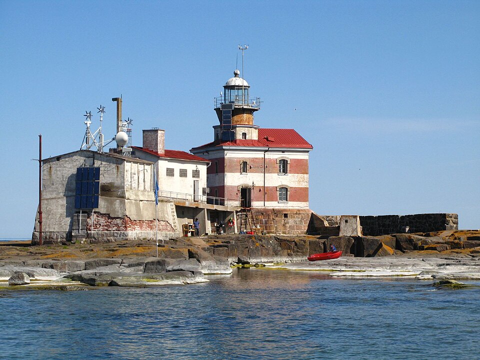 Por Que um Farol Errado Criou a Fronteira em Zigue-Zague Mais Estranha da Europa na Ilha de Märket?